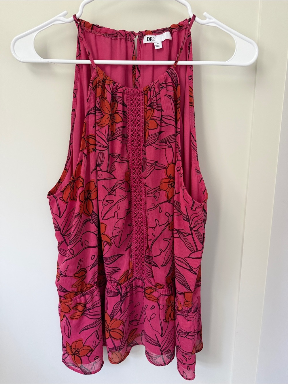 DR2 Fuchsia Floral Crochet-Front Sleeveless Camisole